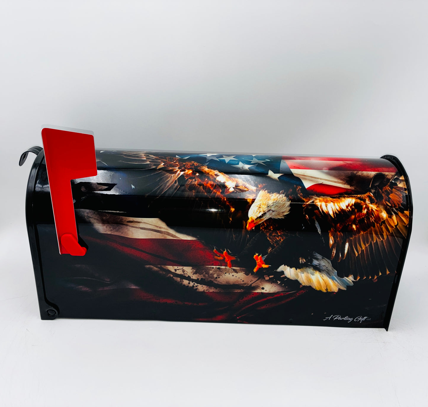 Eagle landing custom mailbox:  Patriotic father's day Gift