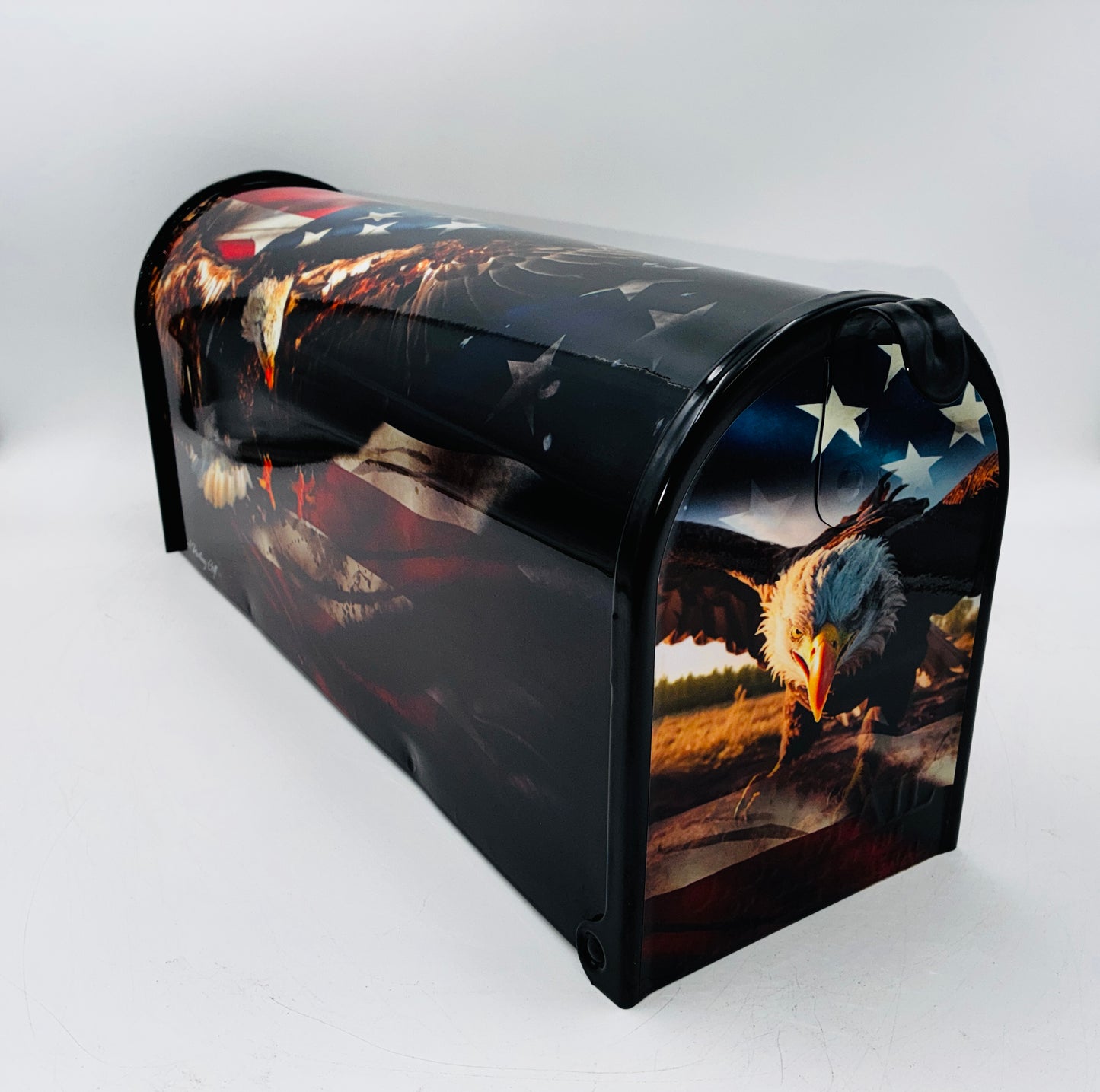 Eagle landing custom mailbox:  Patriotic father's day Gift